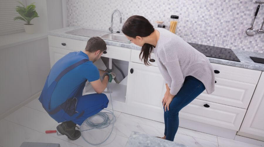 Professional Leak Detection Services in Vanderbilt, TX